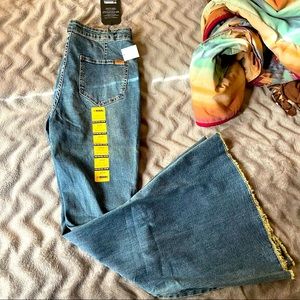Rock and Roll Denim Bargain Button Bell High Rise Med. Vintage